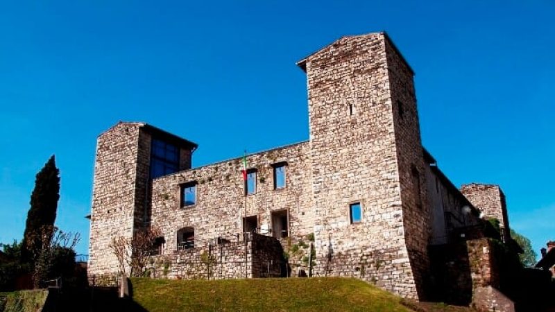 Castillo de Oldofredi Iseo Italia