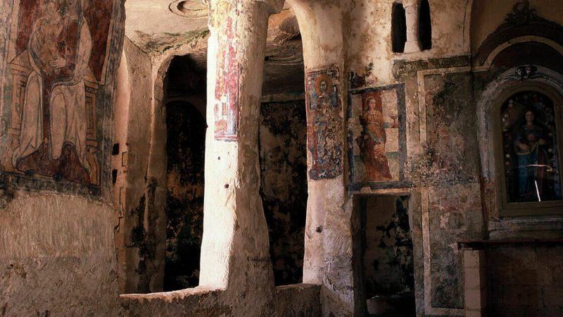 Matera, los sassi y iglesias rupestres
