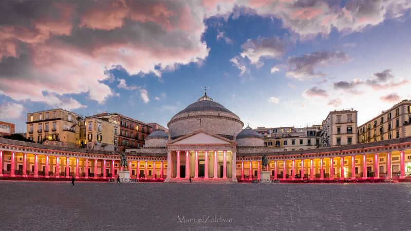 Pza del Plebiscito, NÁPOLES, ITALIA