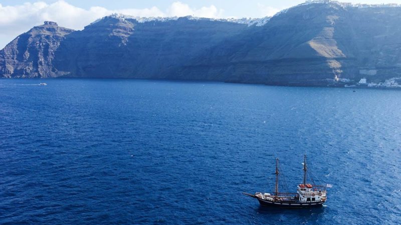 barco en santorini (2)