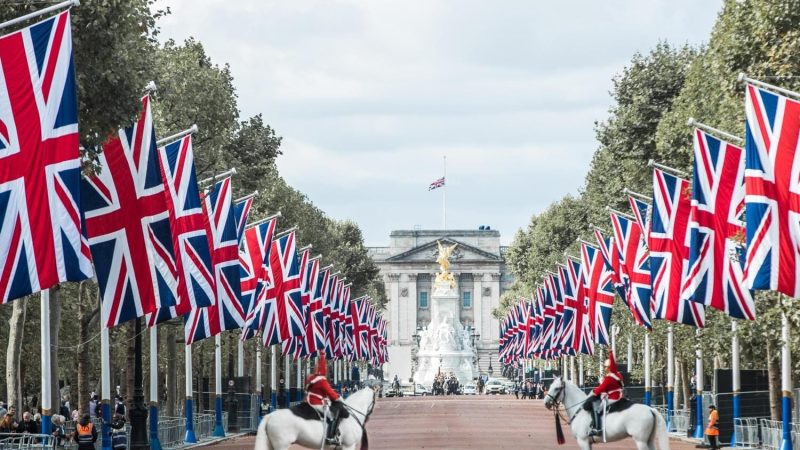 cambio de guardia del palacio de buckingham londres 1