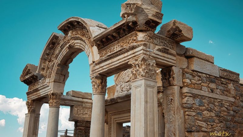 templo de adriano éfeso